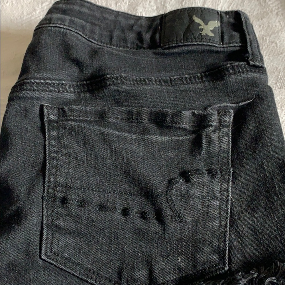 Shorts - Picture 3 of 4